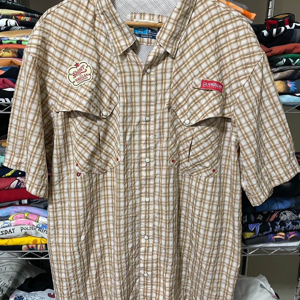 Magellan Outdoors Beige Plaid Short Sleeve Button-Down Shirt